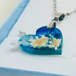 Colgante Corazón Azul con Flores