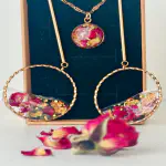 Conjunto Rosa de Pitimini y Pan de Oro — Acero Dorado Rosa (Pendientes + Colgante)