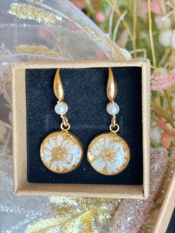 Mini Daisy & Aventurine Earrings